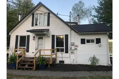 Image de Waterfront relaxation, 3 bedroom lake house