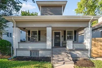 Image de Dayton Street Sports Haven - 3 Bed 2 Bath Sleeps 8
