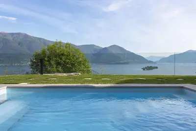 Image de Agréable appartement dans une maison de vacances avec internet, climatisation, piscine, Tv, patio
