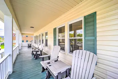 Image de Bright Boone Home: Walk to Appalachian State!