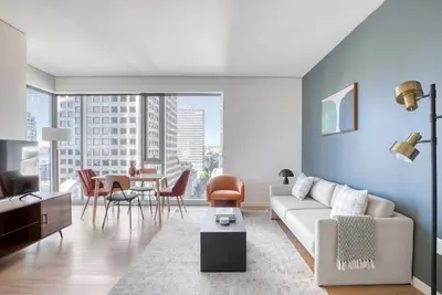 Dreamy Downtown 2br w/ Gym, W/D & Bbq, near Dining & Shops, by Blueground