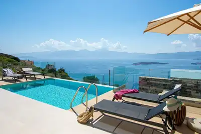 Stunning sea views, close to Elounda!