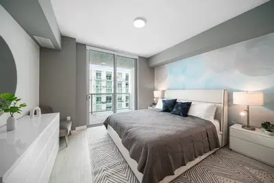 Spacious 2 bedroom with parking