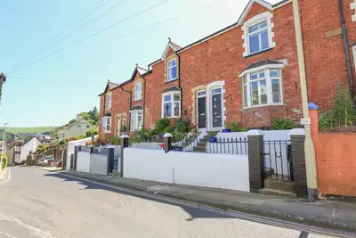 Image de Crew House, pet friendly, with open fire in Dartmouth