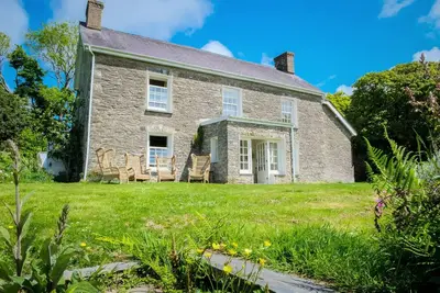 Image de Henllys, pet friendly, with open fire in Newport, Pembrokeshire