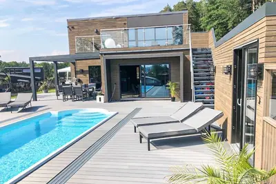 Image de Belle maison à Brevik avec sauna