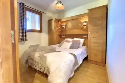 Image de Vars Les Claux, aux pieds des pistes, T2 Résidence Standing 4* avec Piscine