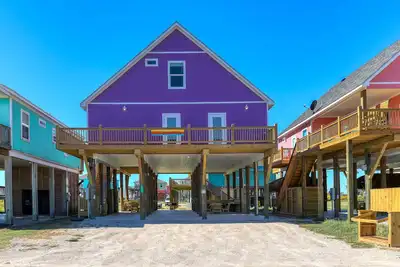 Image de Salt Marsh Escape: 6br Beachside Retreat, Hot Tub & Gorgeous Gulf Views
