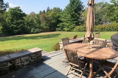 Image de Charming 1870 cape cottage in Litchfield