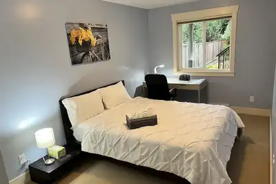 Image de Cozy and bright 2-bedroom home with comfort stay