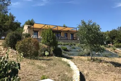 Image de Modern Cèvenole villa with superb terrace view