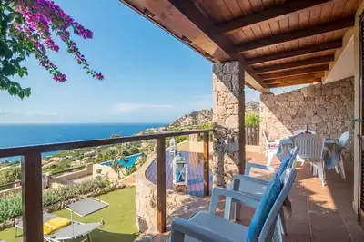 Image de Merveilleuse maison de vacances privée pour 4 personnes avec climatisation, Tv, patio et parking