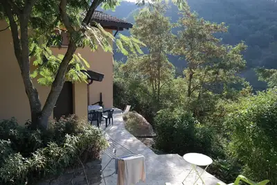 Image de 2-Bed Borgo val di Taro Apt w/ Private Terrace