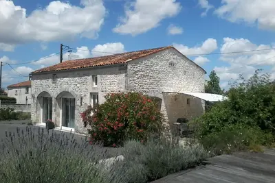 Image de Gîte climatisé*** \"le pigeonnier\"- lits préparés + linge de toilette fourni