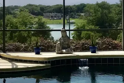 Image de Beautiful lake view home minutes from downtown Mount Dora