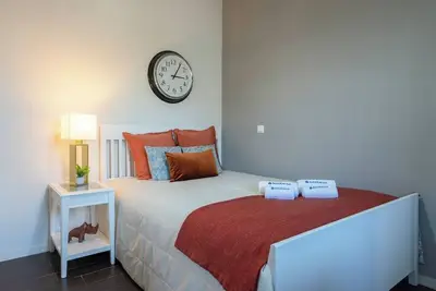 Image de 2 Cozy Peaceful Houses | Central Location