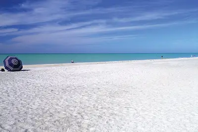 Image de Beachy Cottage near Manasota Key