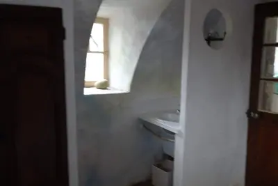 Image de Dans site classé authentique Mas dominant la rivière Cèze