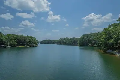 Image de Private Waterfront Oasis - Lake Hartwell