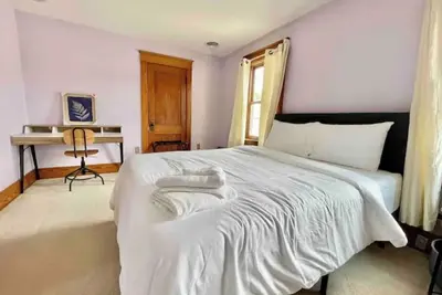 Image de Suburban Family Home for Buffalo Niagara Visitors