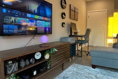 Image de Hollywood Central Lovely 1 bed w\/free parking