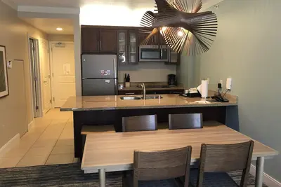 Image de Reduced Price for a luxury resort on famous Kaanapali Beach!