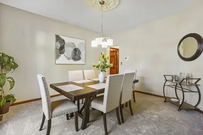 Image de Extended Stay Naperville Fhs Rental - Harmony Ct