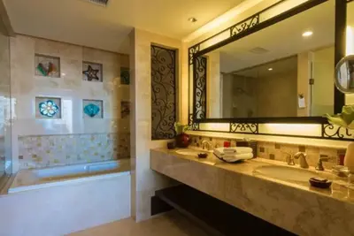 Image de Location Location Location!