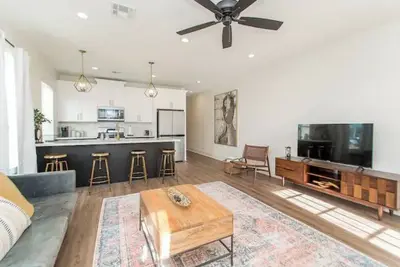 Image de HiSTORIC Downtown Hammond Condo 2 bed, 2 bath