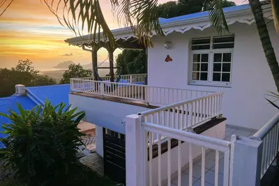 Image de Villa Iguana, duplex paisible, vue magnifique mer et rocher du Diamant, piscine