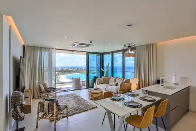 Image de A-1201 3 chambres spacieux surplombant Mullet Bay