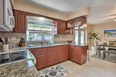 Image de 'Poseidon's Place' ~ 1 Mi to Bucs’ Stadium!