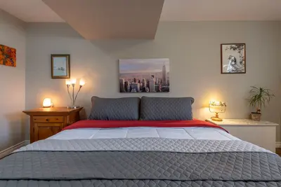 Image de Private & cozy basement apartment surrounded by nature