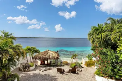 Image de Soulhouses Oceanfront Villa