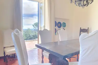 Image de Charming villa with lake view