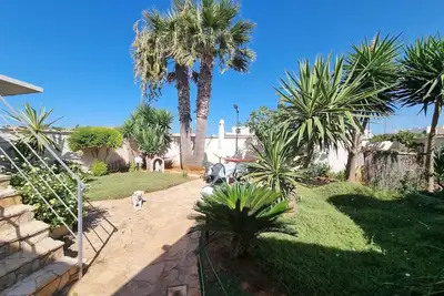 Image de Villa Maristella 1 a stone's throw from the sea