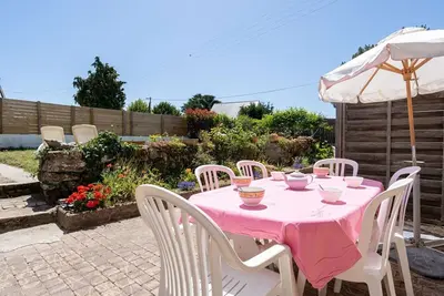 Maison mitoyenne à Carnac, 5 pièces, 69m², proche plage, jardin clos, parking, animaux acceptés