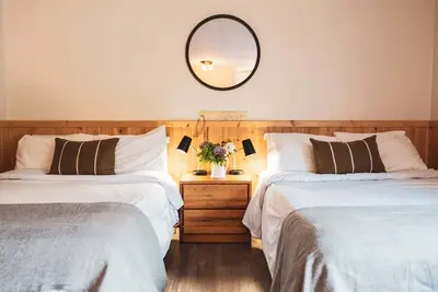 Image de Christina Lake- Pet Friendly, Sleeps 4 - Close to Beaches, Golf, Fishing, Hiking