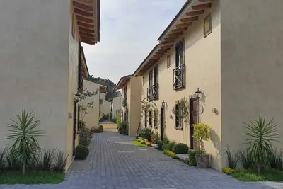 Image de Cozy Tuscan Style House On Yautepec