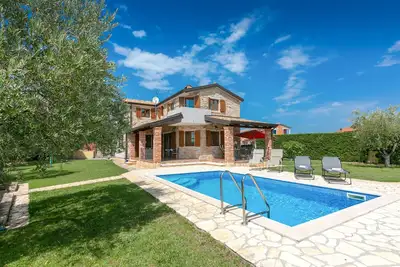 Image de Pool. Sun loungers, 1300m2 garden plot, quiet location, table tennis