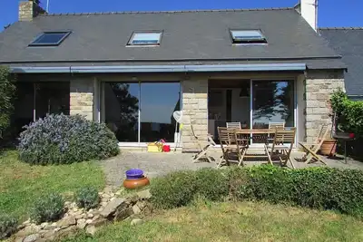Image de Maison familiale 8 personnes à 100m de la plage avec jardin et parking