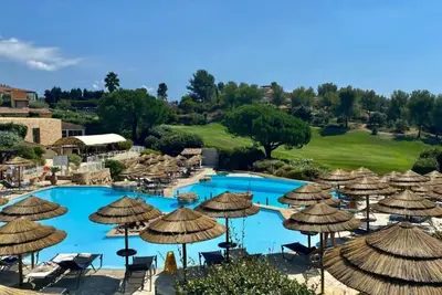 Image de Appartement de standing - Terrasse vue mer et golf