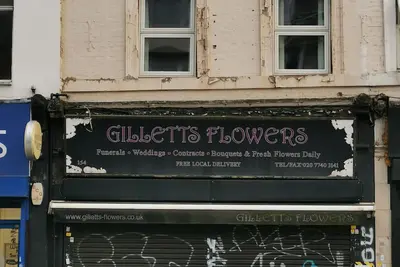 Image de discreet apartment with great transport links