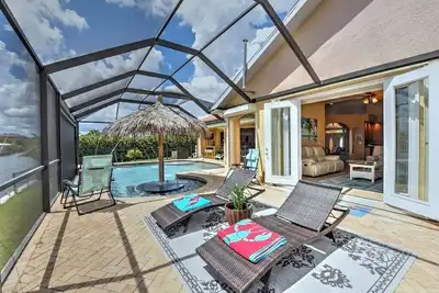 Image de Escape In This Luxury Vacation Villa  As Soon As You Walkin It'S Vacation Time