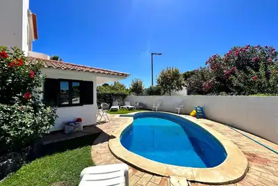 Image de Vilamoura Traditional Villa With Pool by Homing