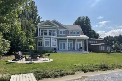 Image de 4678 on Glen Lake - Beautiful Luxury Cottage