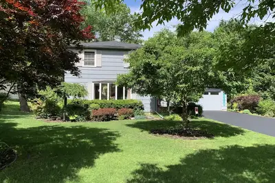 Image de Very Comfortable Home near Oak Hill Country Club