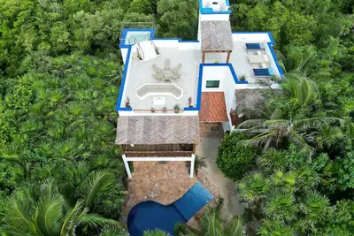 Image de Autumns Retreats, Spectacular Roof Top Ocean View and Jungle View Villa