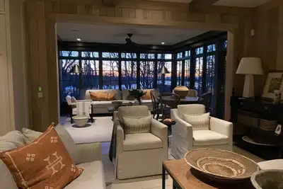 Image de West Falmouth Magnificent Waterview Property