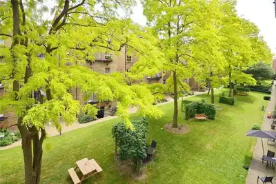 Image de Lovely 3 Bedrooms 2 Bath Balcony Mansion Block Apartment, Maida Vale, Paddington